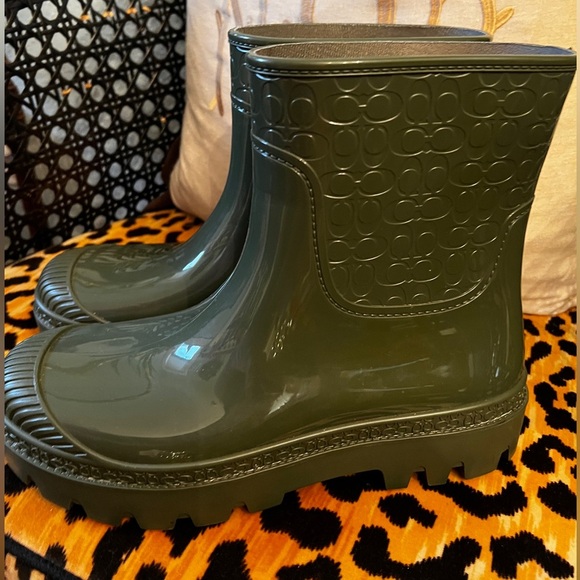 COACH Millie Army Green Logo Rain Boots NEW - Picture 4 of 11